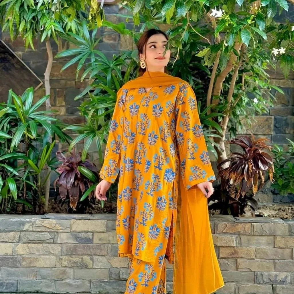 Iqra Kanwal Design 2PC