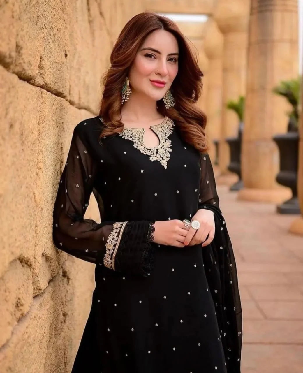 HANIA AMiR Shafoon Embroidered 3pcs