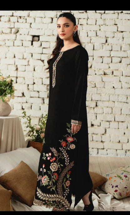 Aneela Embroidery 2Pc